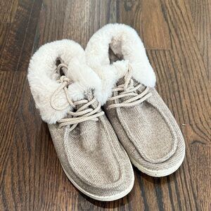 Hey Dude Britt Fur Lined Lace Up Booties Nut Women's Size 6 EU 37